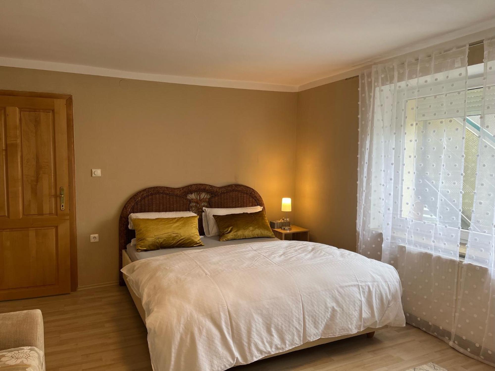 Wohnung Mit Dachterasse Absberg Extérieur photo